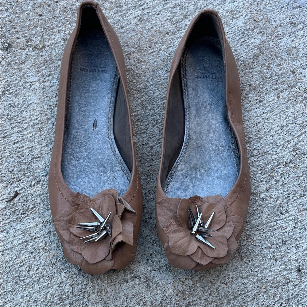 Gianni Bini Tan Flats with Floral Accent